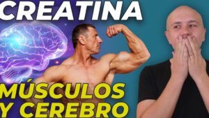 Miniatura tipo portada con la palabra CREATINA en la parte superior, una ilustración de un cerebro luminoso a la izquierda, un hombre musculoso en el centro flexionando el bíceps y otra persona a la derecha con gesto de sorpresa, que sugiere la pregunta 'Qué ventajas y desventajas tiene la creatina: ¿vale la pena?'.
