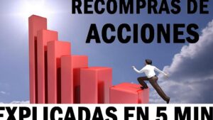 Imagen conceptual de un hombre de negocios que sube escalones formados por una gráfica de barras rojas en ascenso bajo un cielo azul con nubes y texto destacado sobre recompras, Recompra de acciones ventajas y desventajas: ¿es la mejor estrategia?, pensada para ilustrar y optimizar contenido financiero accesible y orientado al SEO.